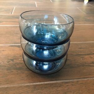 Scott Living blue glass sauce bowls NWT